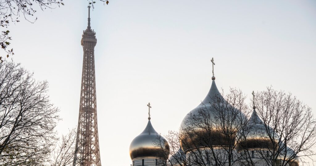 Russian nationals among 4 people arrested in France over espionage investigation