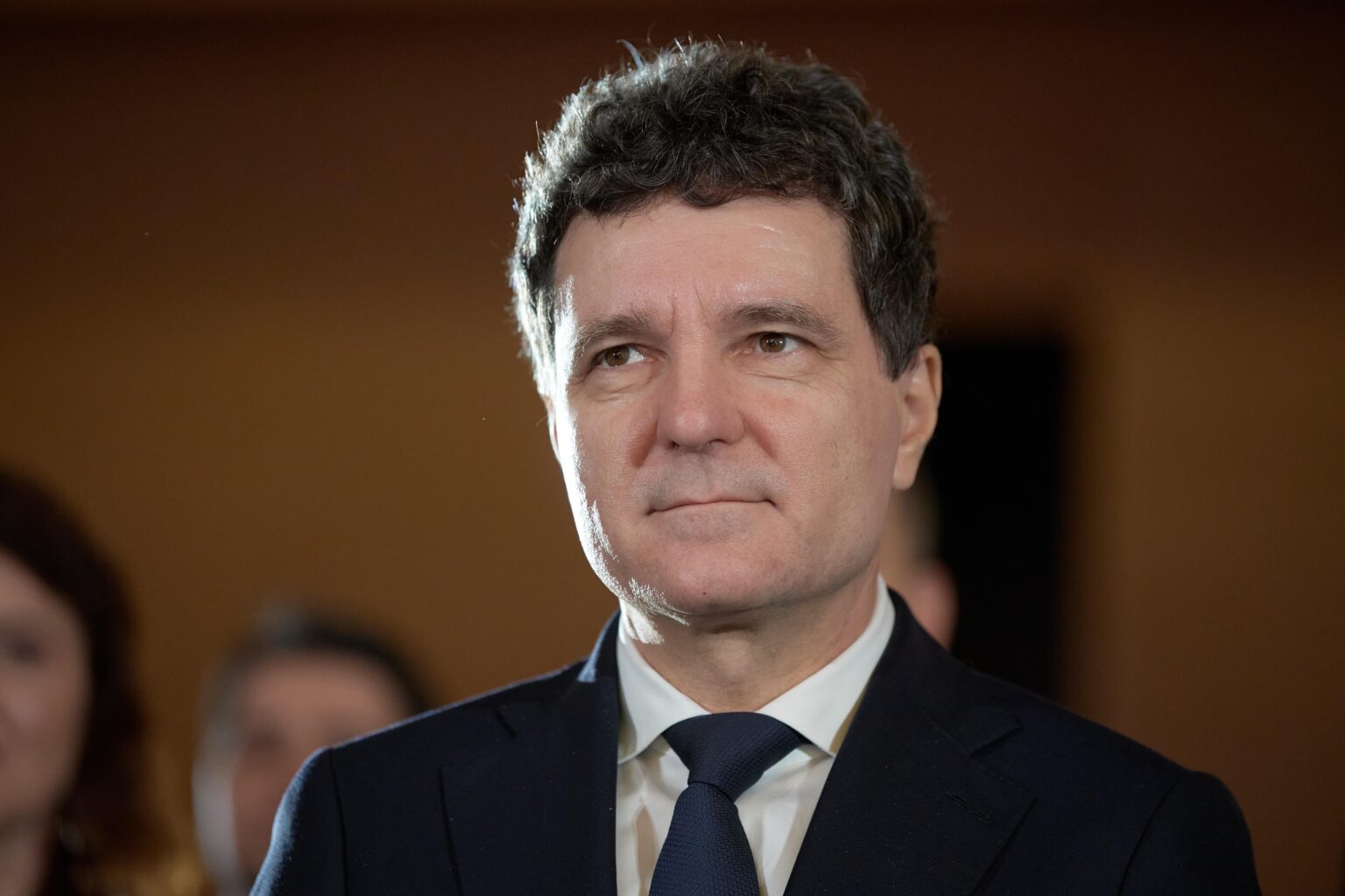 LIVE Nicușor Dan, interview on Romania TV: About the measures of the Bolojan Government: If we talk from the point of view of affecting the budget of Romanians, I think things could have been done differently / A "rebuke" for the government and the coalition: Greater care in communicating with the people