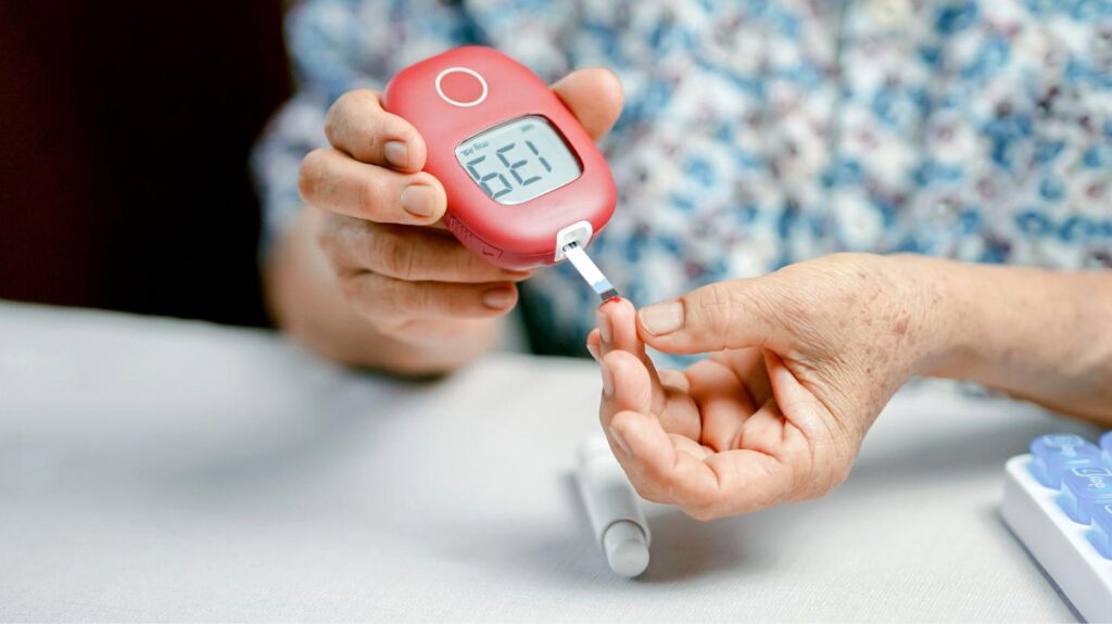 They cut the glucose test strips from 15,000 diabetics due to... cost - What the president of POSSASDIA says on topontiki.gr