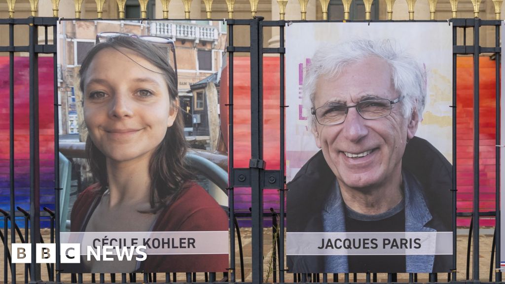 Iran releases two French nationals from detention