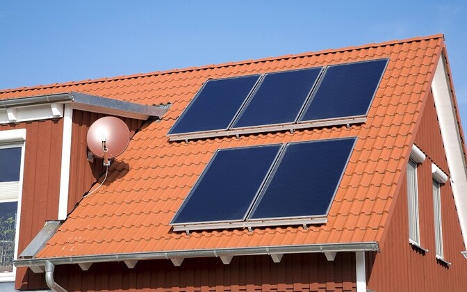 Solar panels and wind turbines not enough for a comfortable disconnect in Estonia | News
