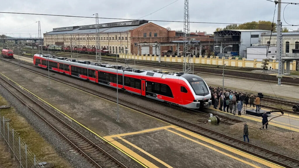 Lithuania’s LTG Link presents first Stadler FLIRT electric train Yahoo news home