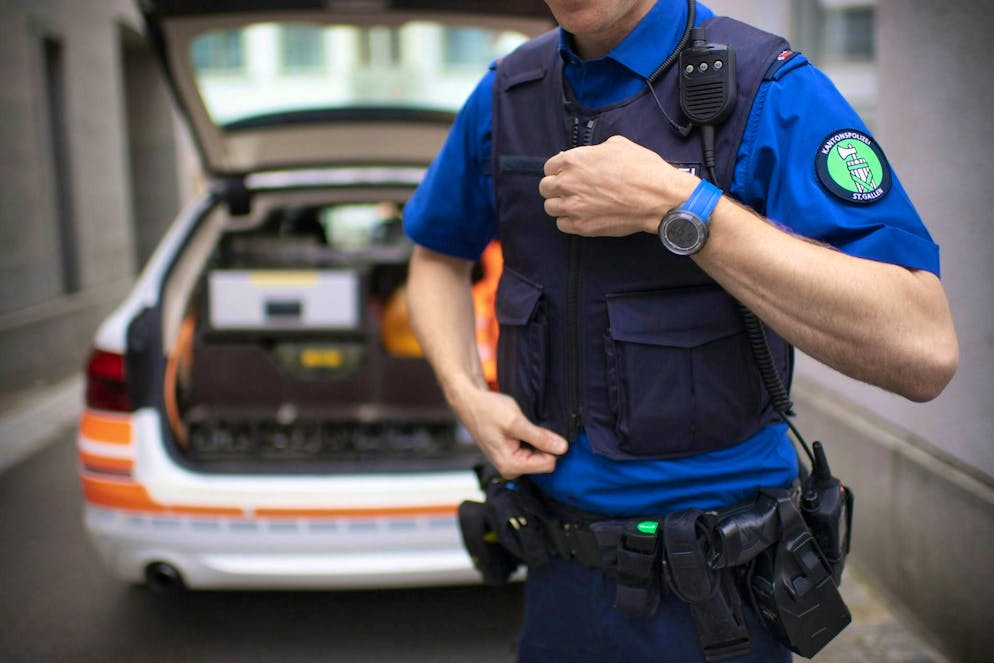 The police arrested a woman in Necker SG.