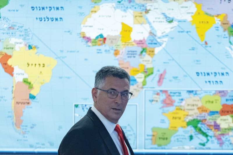 As war reshapes Middle East, Gideon Sa’ar bets on Israel’s new diplomatic center of gravity Yahoo news home