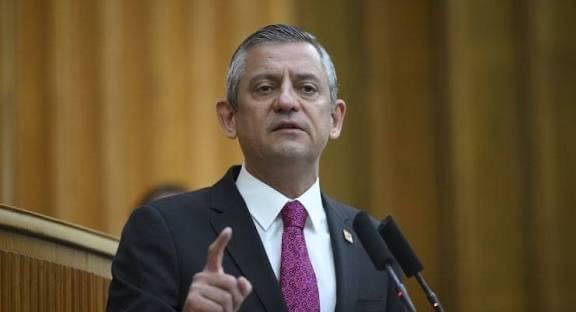 Özgür Özel apologized for the 'fault' of the CHP regarding the removal of immunities and criticized the government