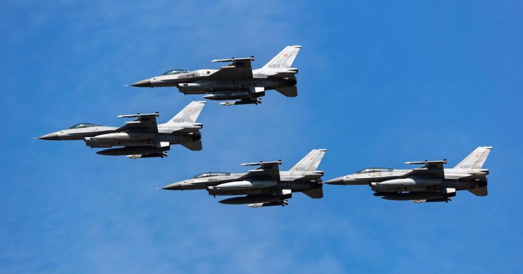 NATO forced to scramble warplanes as WW3 fears erupt over Putin's major new strikes | World | News