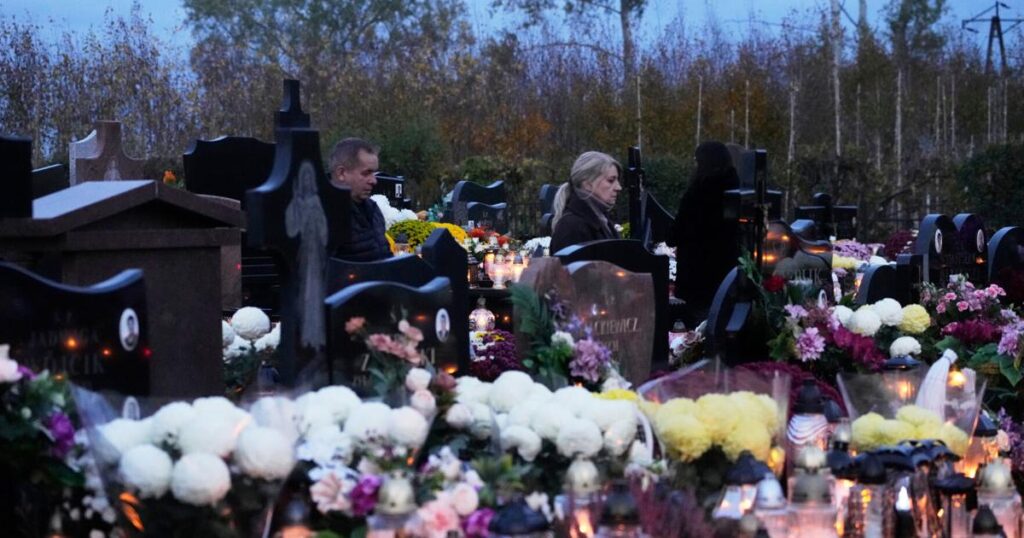 Catholics honor All Saints’ Day with family gatherings and cemetery visits across Poland | National News