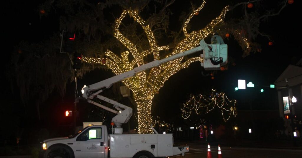 Conway deconstructs the city of Halloween | Entertainment