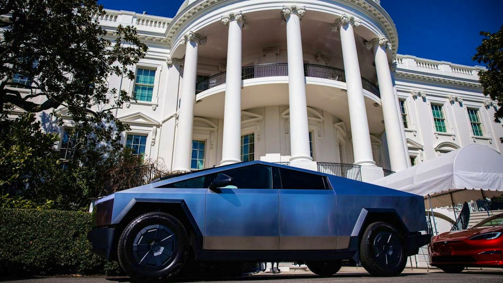 Taken literally, the latest customs deal obliges Switzerland to allow the Tesla Cybertruck to enter the country as it is.