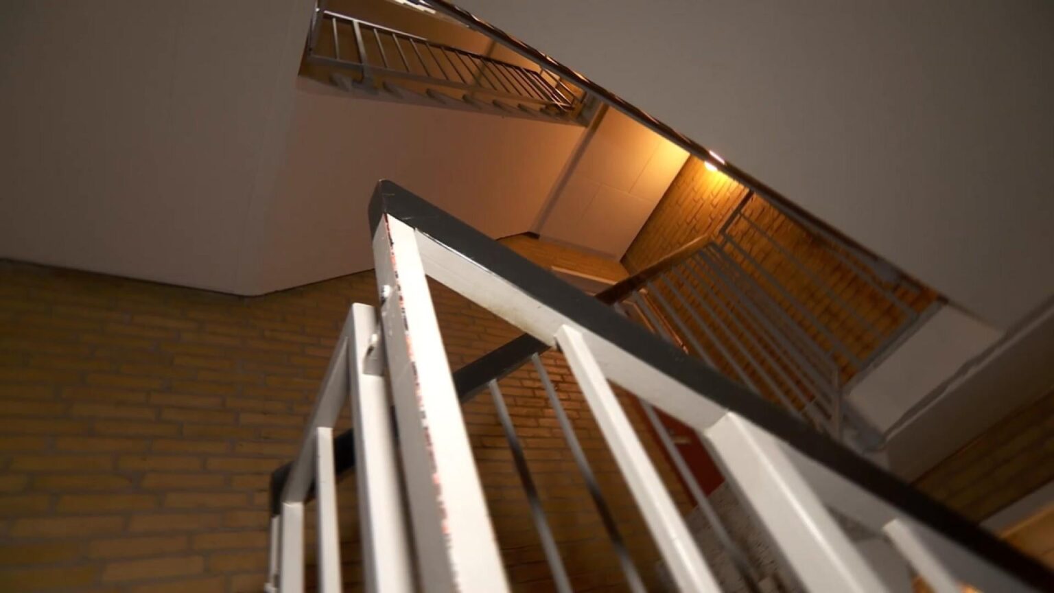 The hospital sent Ole home: He died before he reached his apartment