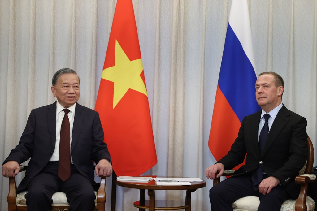 Vietnamese Communist Party General Secretary To Lam (left) meets former Russian president Dmitry Medvedev, head of the ruling United Russia party, in North Korea on October 10. Photo: Sputnik/AP