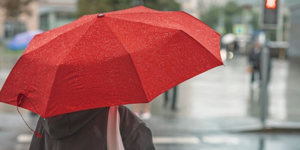 Cold snap and rain warnings