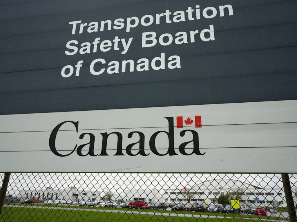 One dead after two-plane collision in South Glengarry One dead after two-plane collision in South Glengarry
