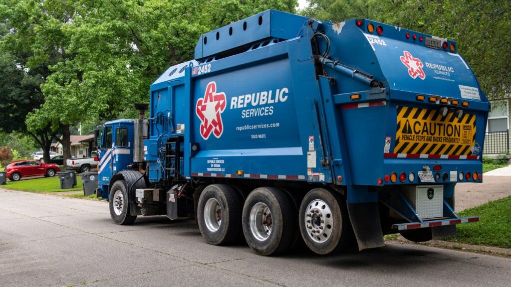Evansville trash delays
