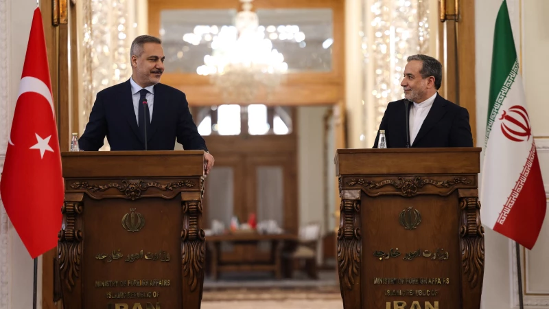 Turkish FM urges end to Iran sanctions, calls for dialogue on nuclear issues