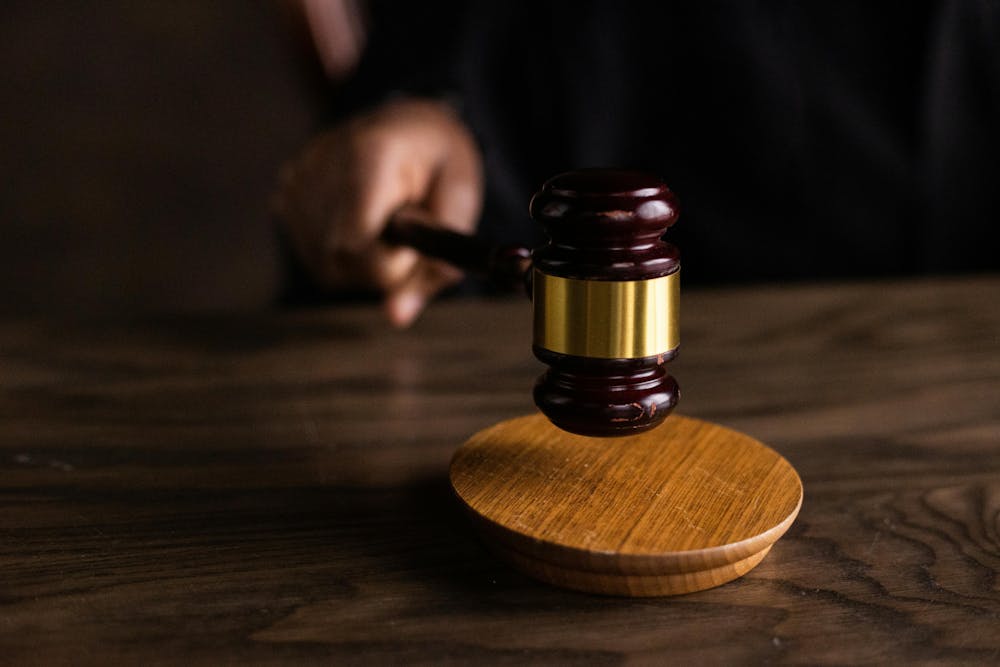 Streaming the Verdict: When legal battles become entertainment