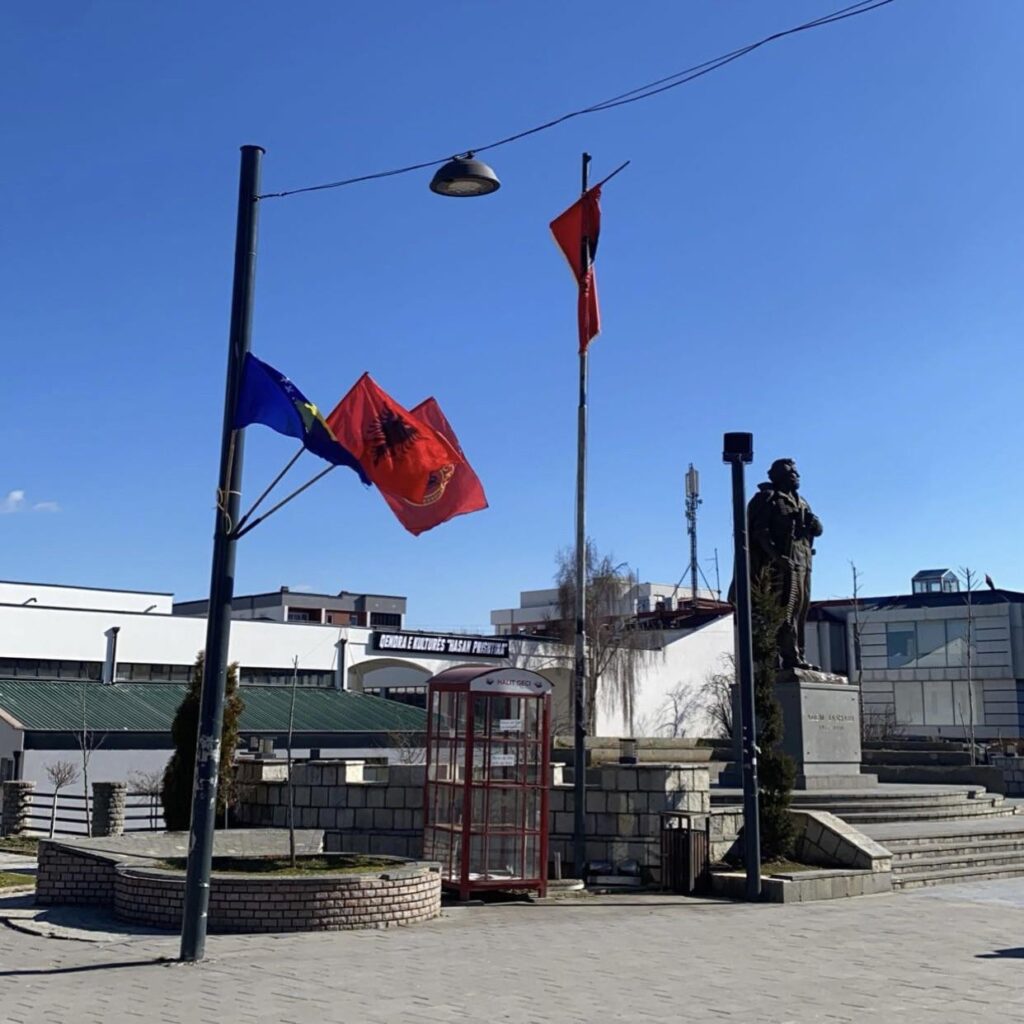 Happy Flag Day brothers and sisters 🇦🇱🦅