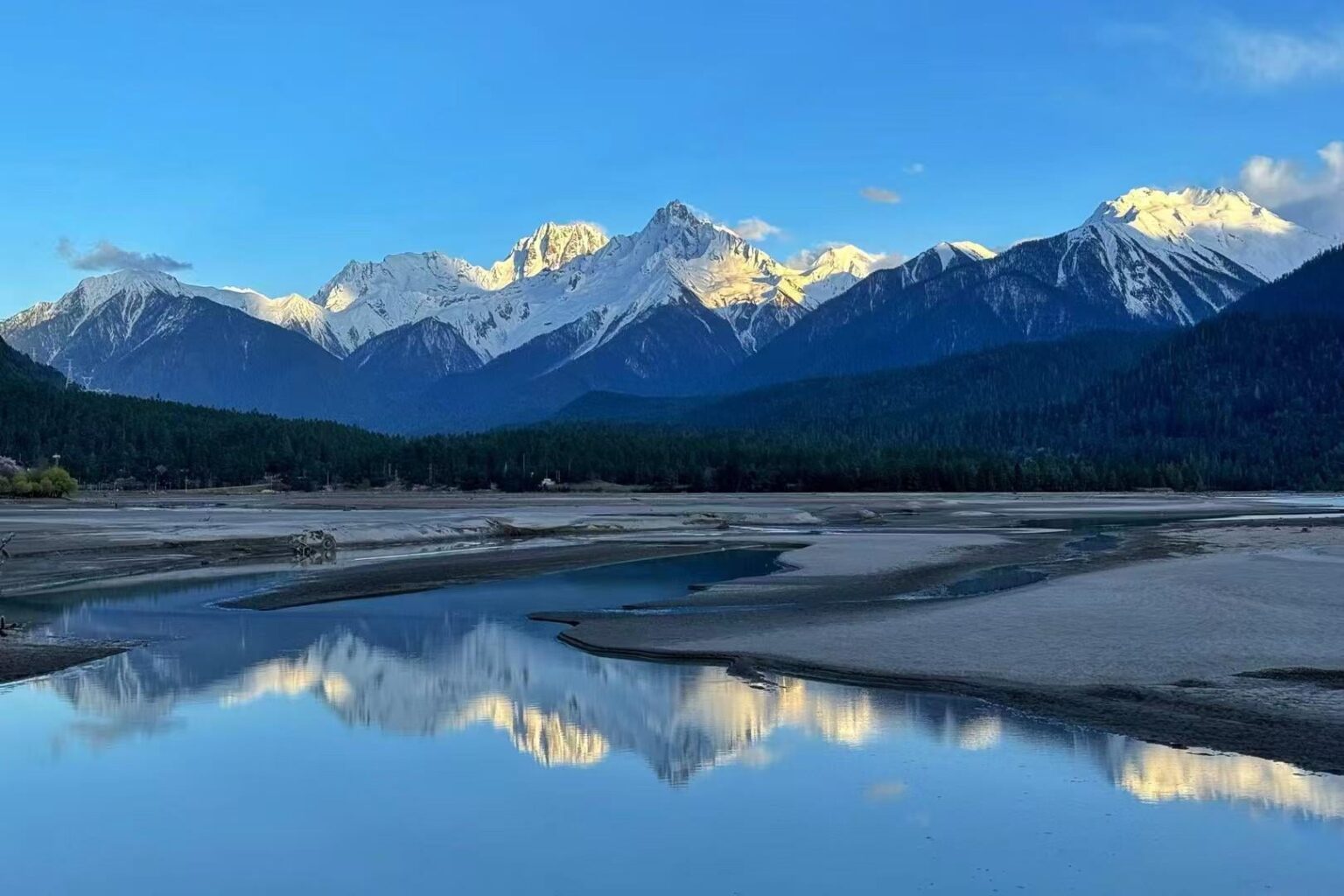 First light on Snow Peak