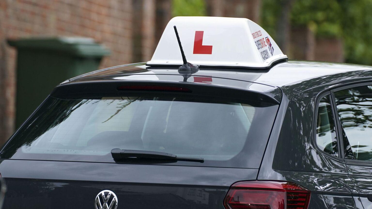 Learner driver spends £2,944 to fail theory test 128 times