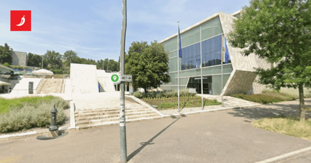 The police prevented the incident in Rijeka. Minors tried to attack children from Serbia?