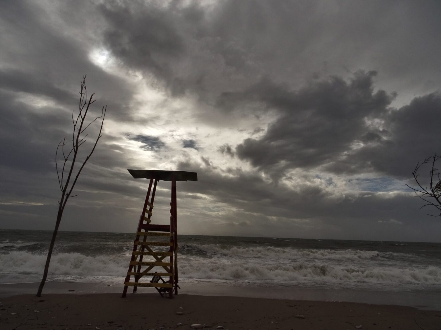 Early Christmas Weather Forecast Brings Good News for Greece