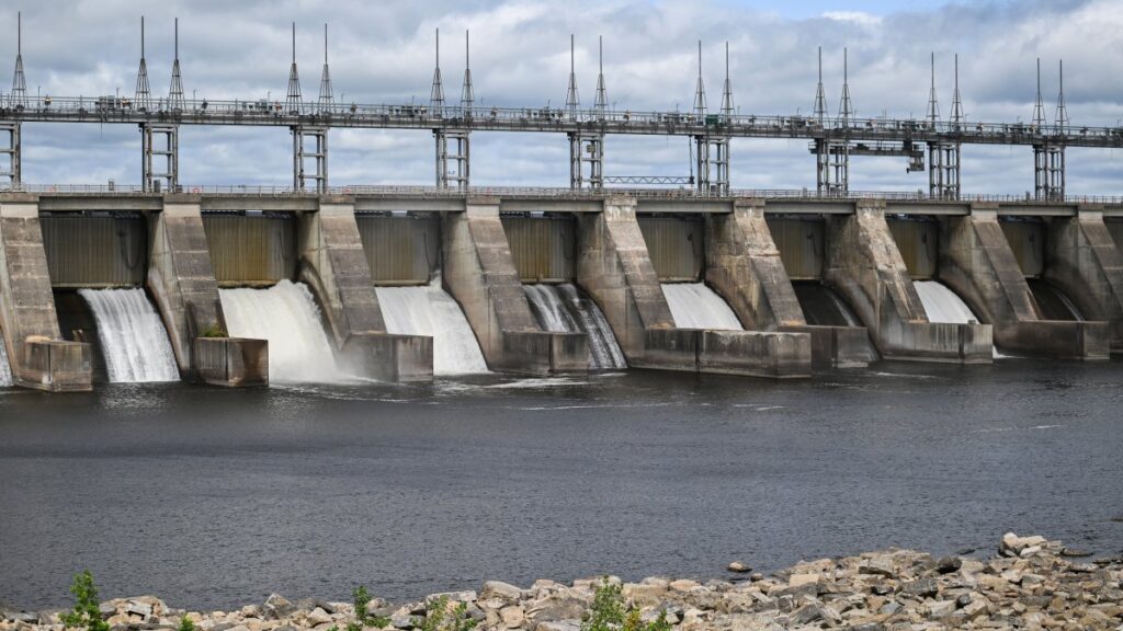 Mass. to receive Canadian hydropower by end of 2025 – NBC Boston