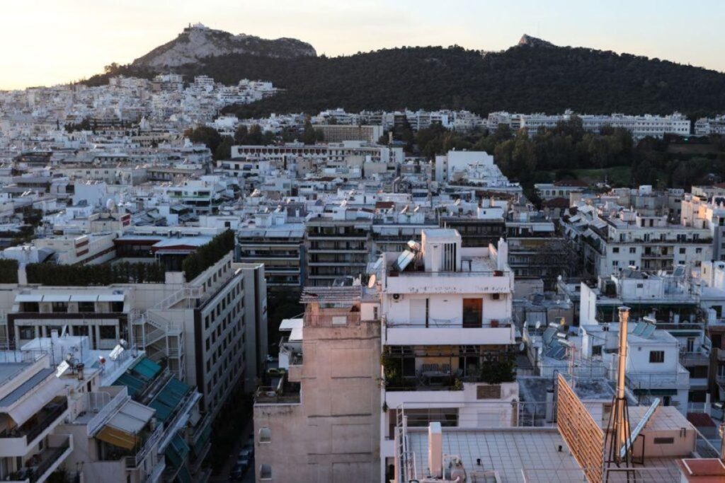 Property Prices in Southern Athens Suburbs Among Highest