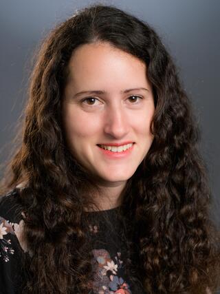 פרופ' אלה קון-שוורץ