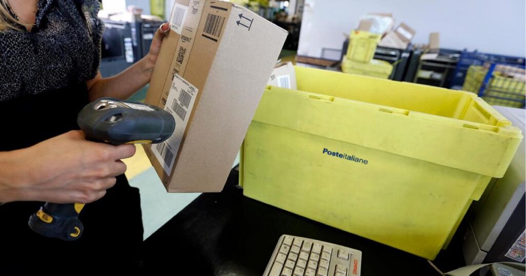 The EU gives the green light to duties on mini postal parcels, the crackdown on Chinese e-commerce