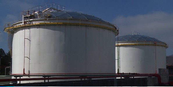 BiH builds Oil Reserves: First large Transport in Three Decades arrives