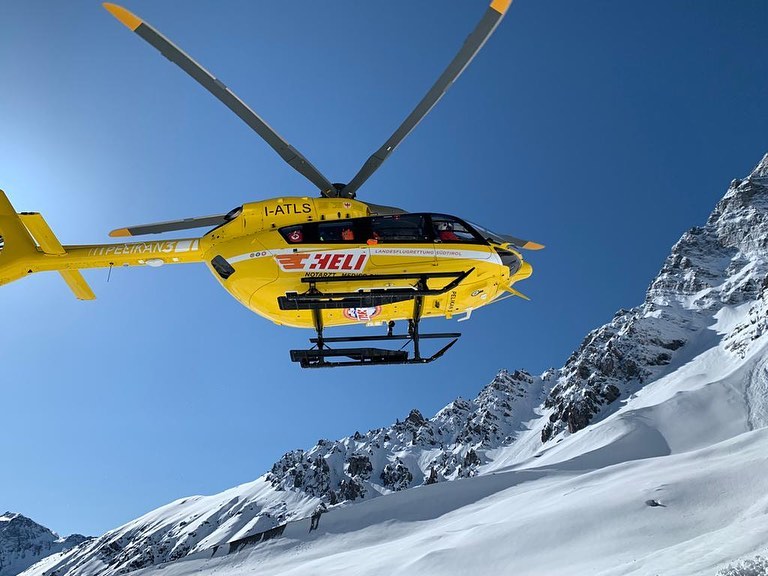 5 Feared Dead in Tragic Early-Season Avalanche Near Sulden/Solda, Italy