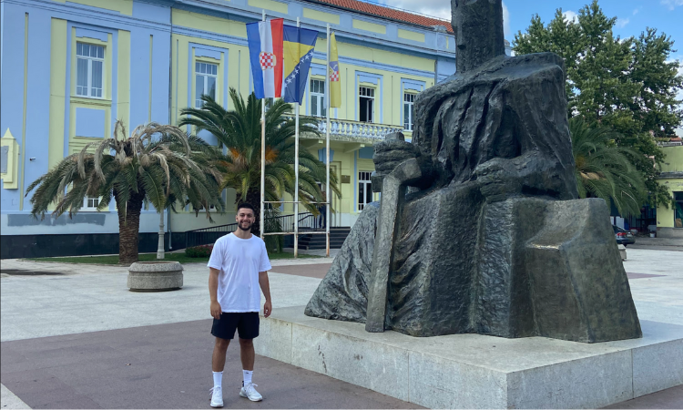 INTERVIEW The Stories Our Names Carry Adrian Pišković on the Journey Behind 1000 Croatian Surnames 1