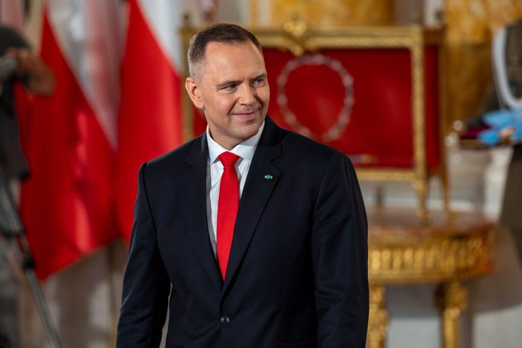 Poland - Tax on banks for use in defense equipment