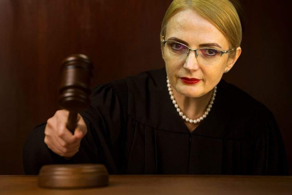 Lia Savonea went into withdrawal, because she didn't release a corrupt for six days