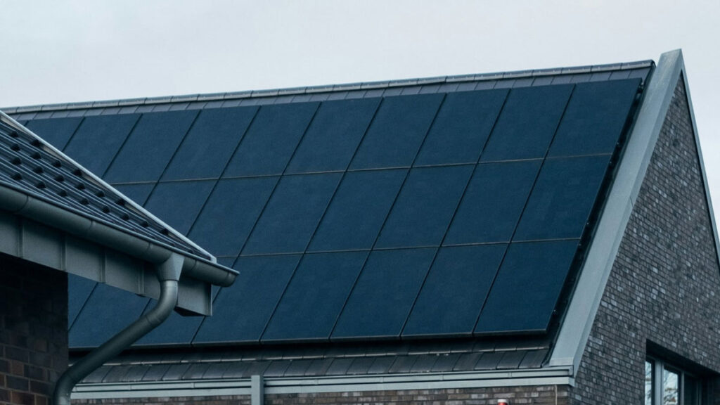 LONGi-Solar-and-Globenergia-Report-on-Photovoltaics-in-Poland