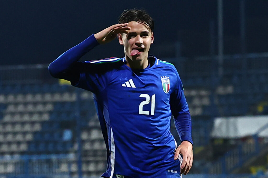 Italy probable 11 in Luxembourg: Palestra not fully fit, Pisilli starts Niccolò Pisilli celebrates his goal for Italy against Montenegro in the European Under-21 Championship qualifier (@azzurri)