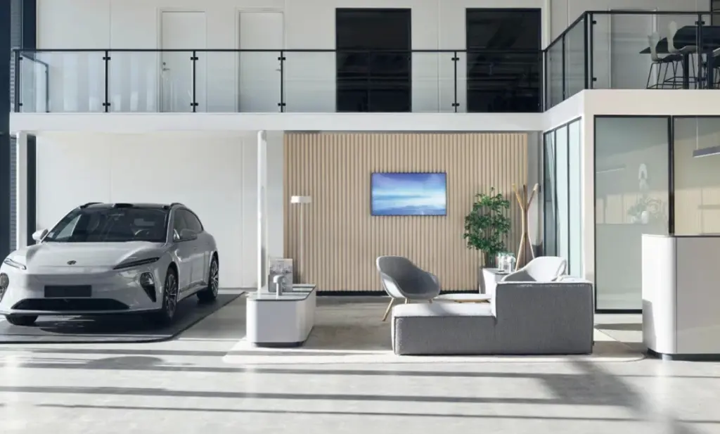 Nio Delivers First EV in Denmark as it Relaunches in the Market with Distributor