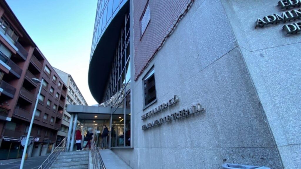 There are more items today -11/13/2025. Here are all the headlines I found...