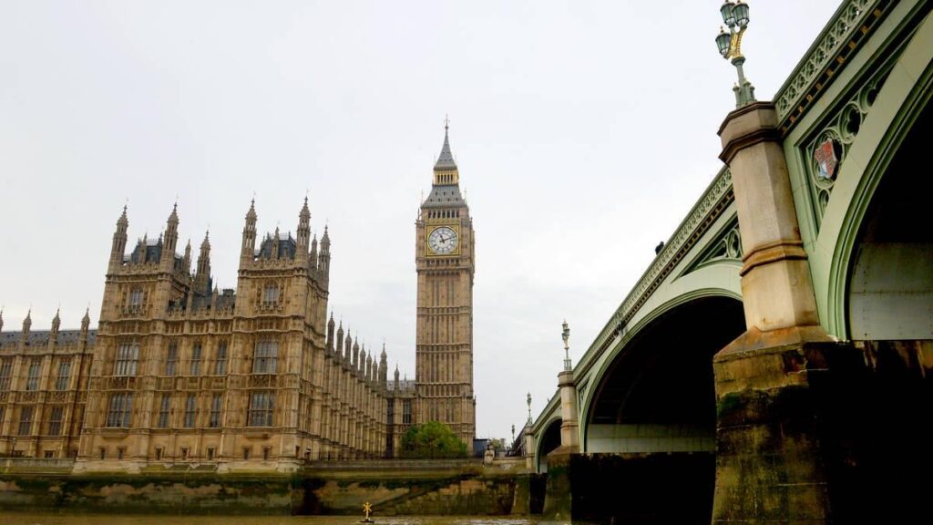 UK economy ‘bleeding out’ with brain drain in science and tech, peers warn