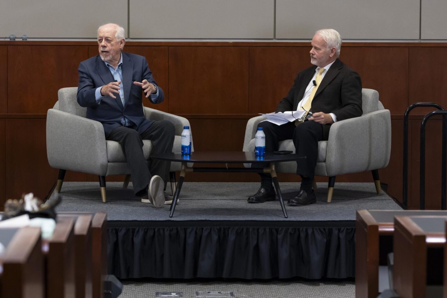 Former Tennessee Gov. Phil Bredesen discusses political polarization and renewable energy at Dialogue Vanderbilt event – The Vanderbilt Hustler
