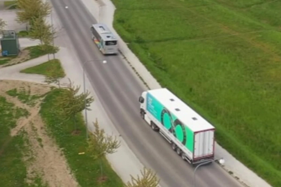 France Unveils World’s First Highway That Wirelessly Charges Electric Vehicles In Motion