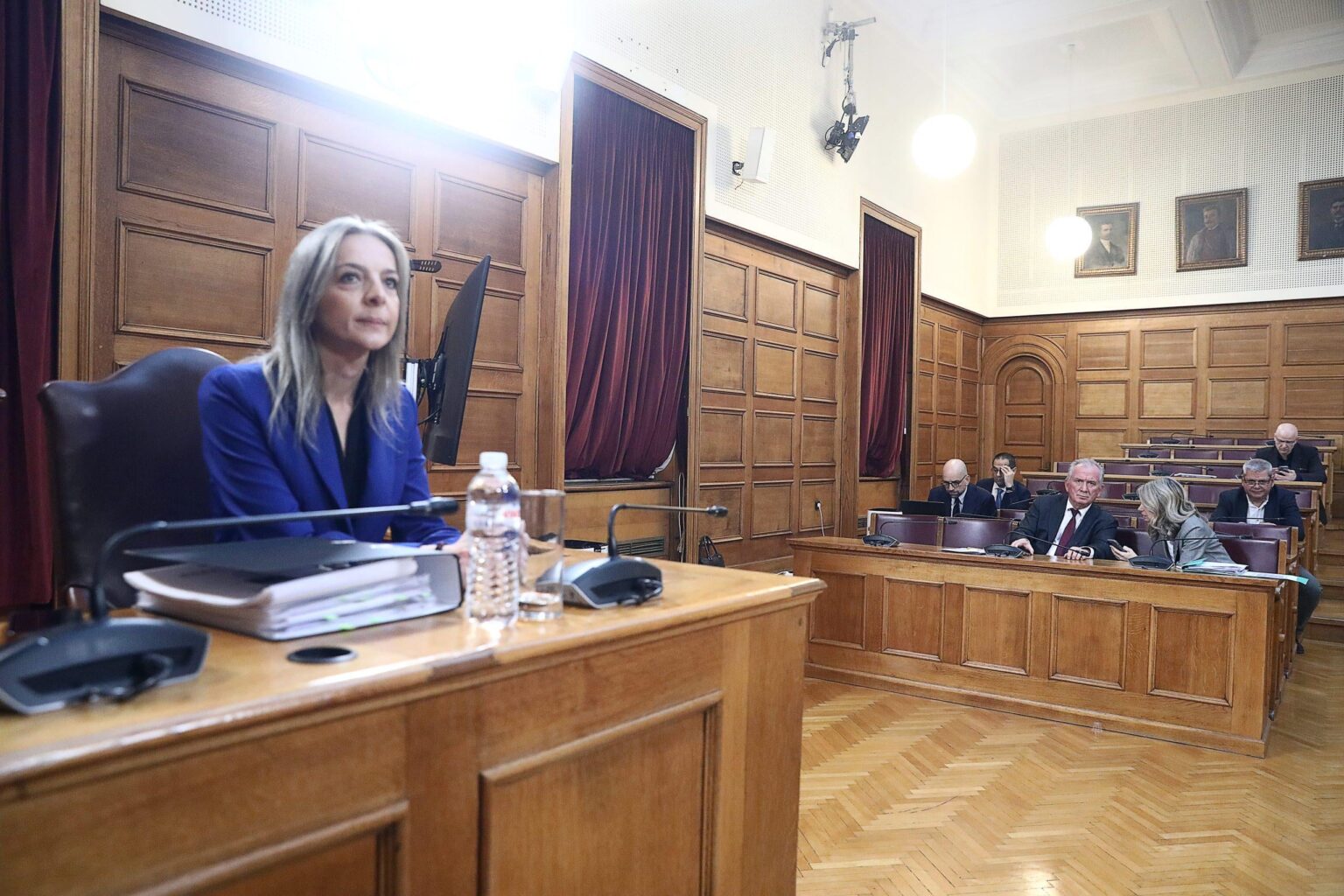 In the "red" the tension between Konstantopoulos - Semertzidos in Exetastici: "You lived in the loos" - "You will retract, I am a farmer" - THE NEWS