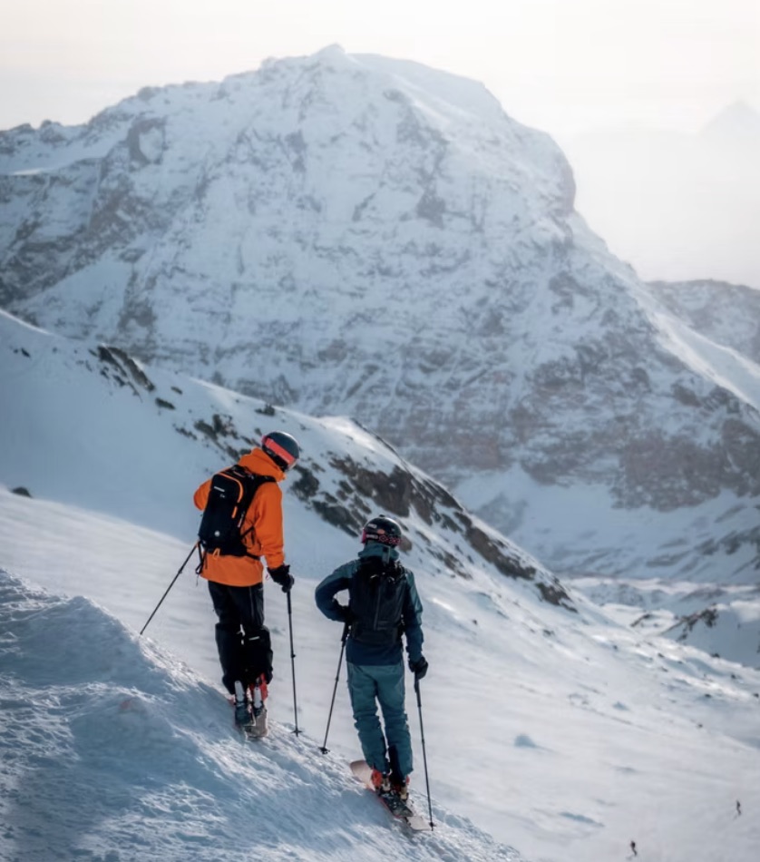 skiing in italy ikon 