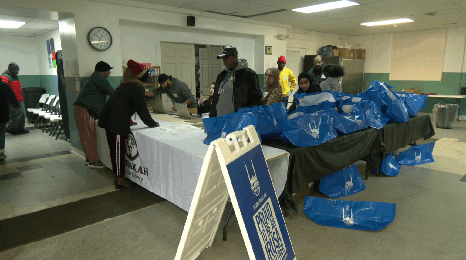 Barakah Muslim Charity hosts annual turkey giveaway