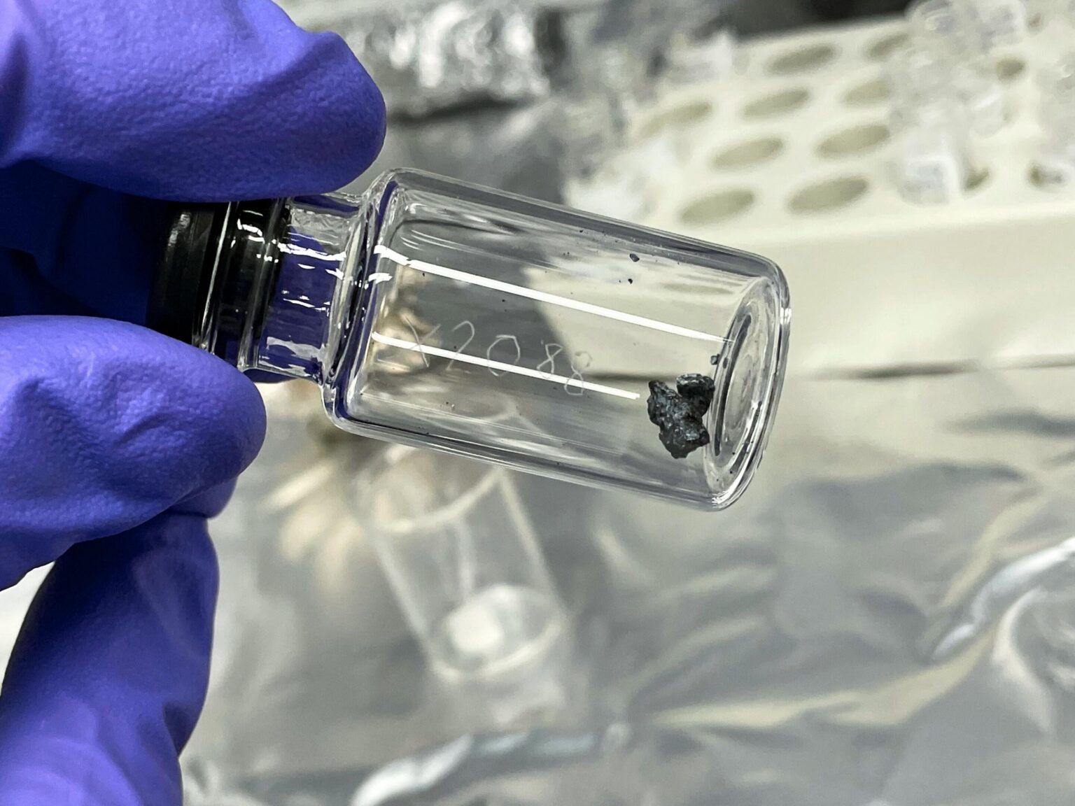 Asteroid loaded with amino acids offers new clues about the origin of life on Earth