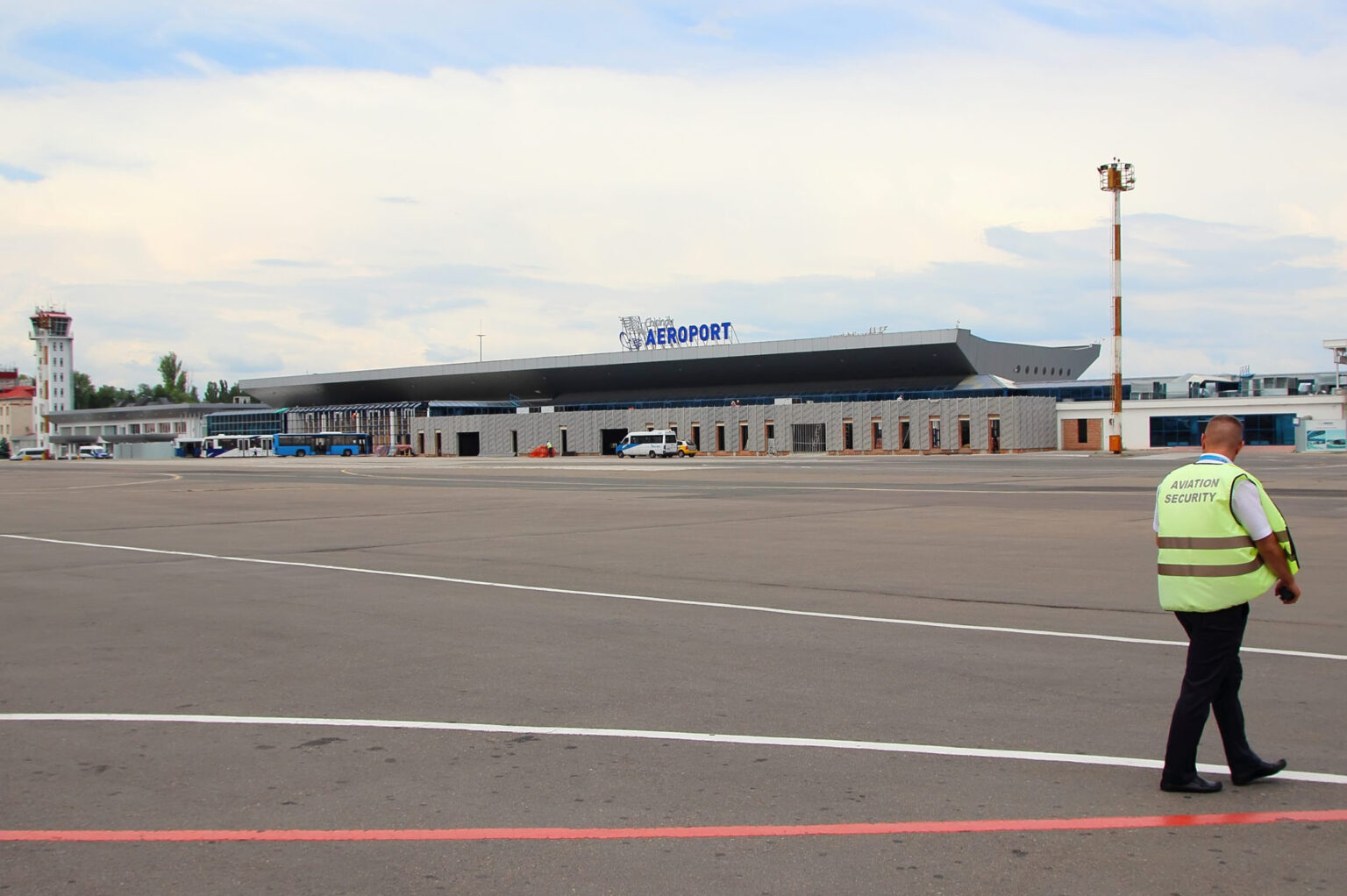 Moldova shuts airspace after new Russian drone incursion