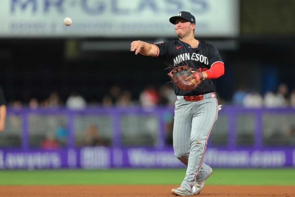 Ty France Wins Gold Glove At First Base - Notes