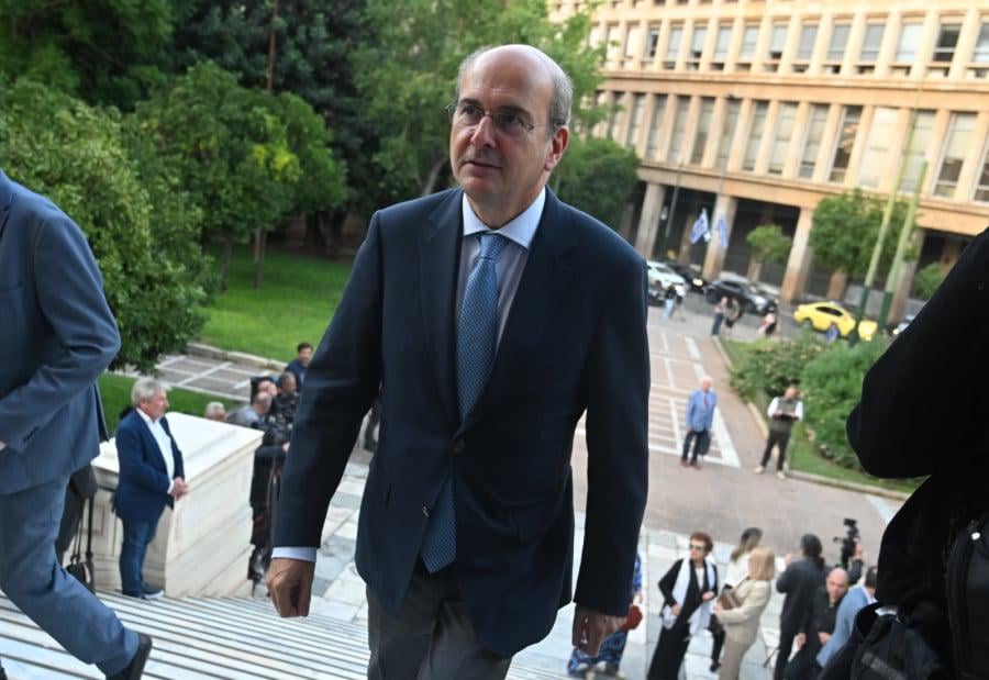 They point to Hatzidakis for the scandal with ELTA
