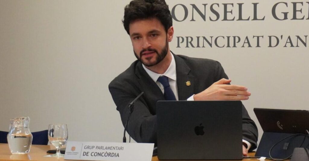 Escalé wants to stop the construction of luxury apartments for foreigners