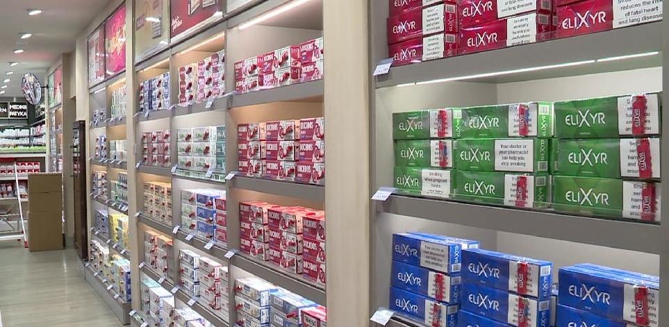 The merchants of the Pass oppose the sale of tobacco for eight hours